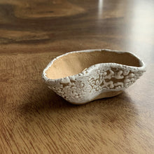Load image into Gallery viewer, bean jewellery bowl
