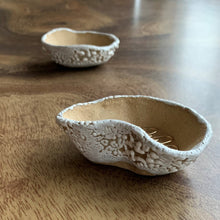 Load image into Gallery viewer, bean jewellery bowl
