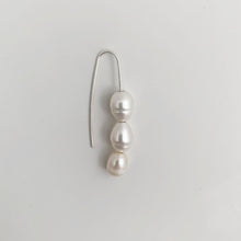 Load image into Gallery viewer, pearl drop
